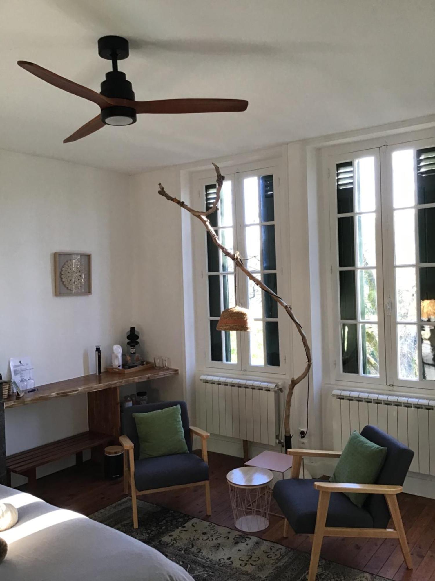 Villa Leovil Saint-Pompont Bagian luar foto